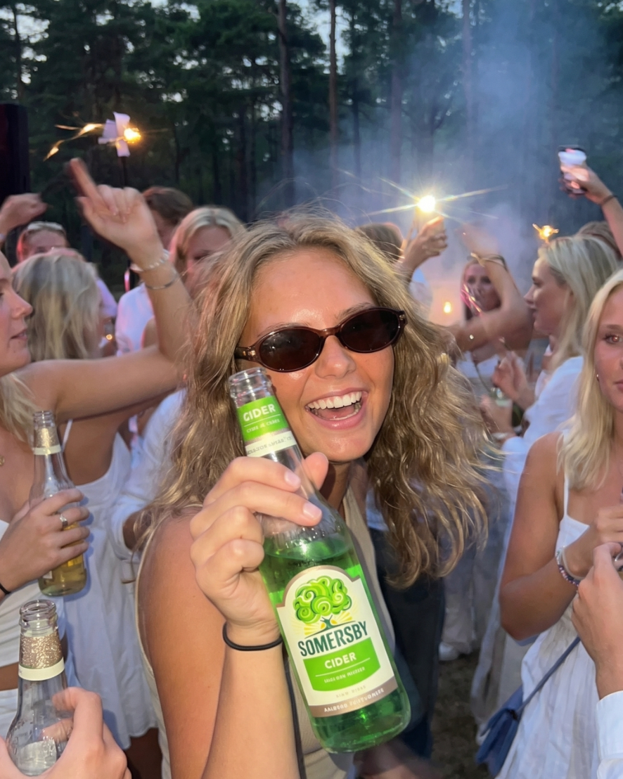 Nueva Østers 03 – Brown Transparent Sunglasses